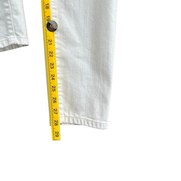 Isabel Maternity by Ingrid & Isabel White Mid Rise 5 Pocket Skinny Pants Size 10 - Picture 7 of 7